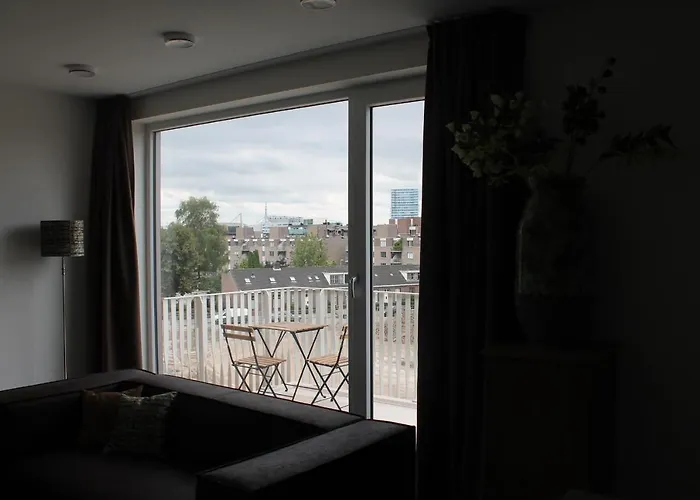 Trompstraat Apartment *